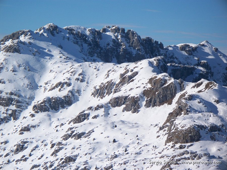 20 Zuccone dei Campelli visto dal Sodadura.JPG